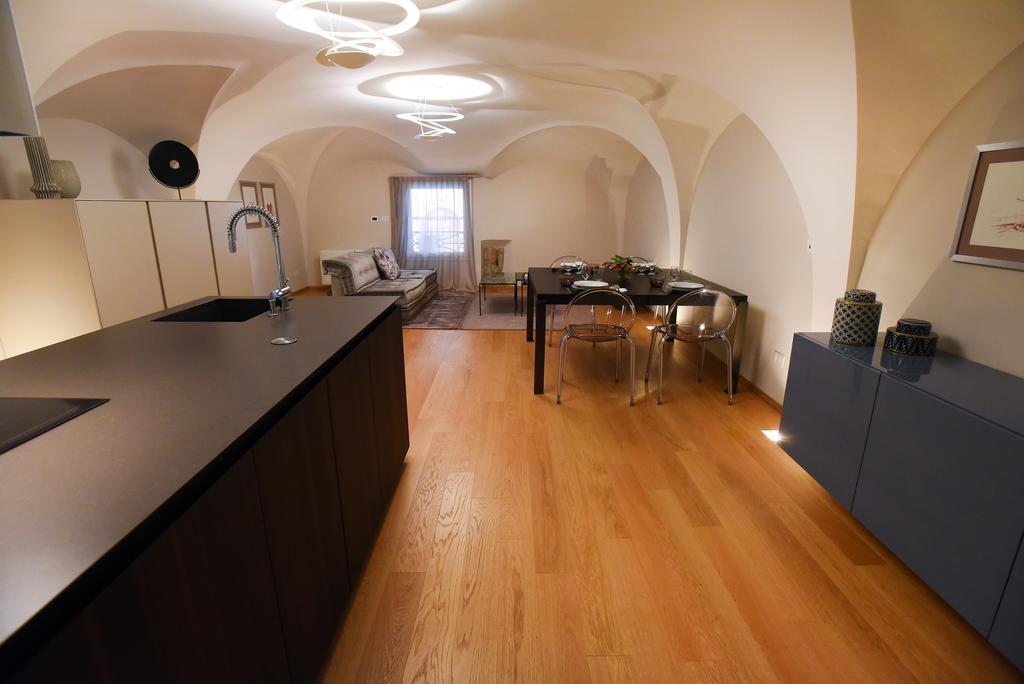 Flatinbo Apartments - Santo Stefano 볼로냐 외부 사진