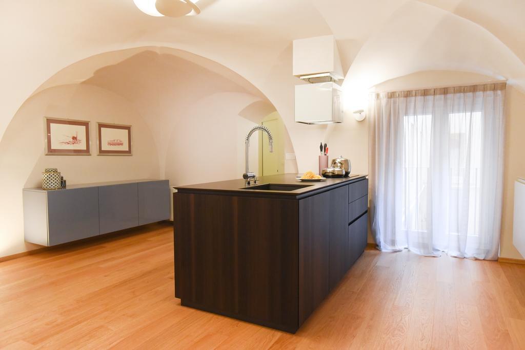 Flatinbo Apartments - Santo Stefano 볼로냐 외부 사진
