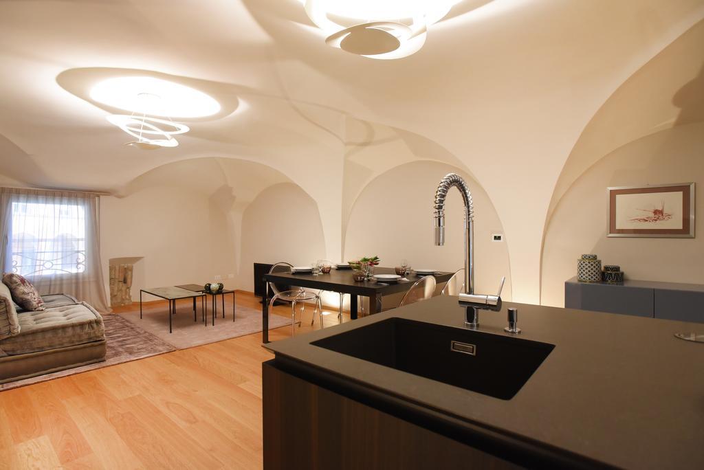 Flatinbo Apartments - Santo Stefano 볼로냐 외부 사진